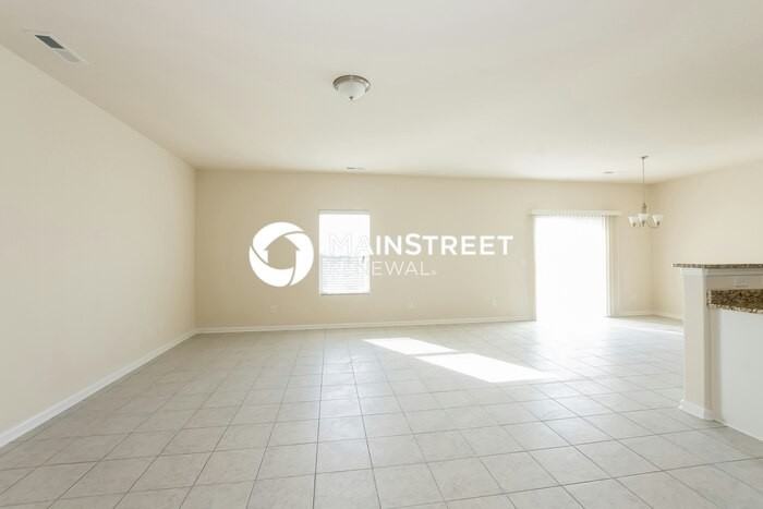 2917 Patishall Ln - Photo 2 of 15