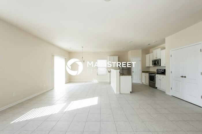 2917 Patishall Ln - Photo 3 of 15