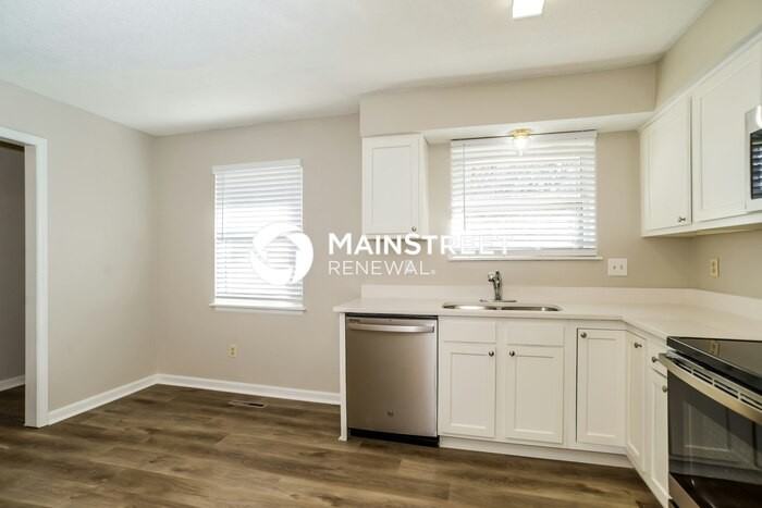 305 Southeast Westminister Road - Photo 7 of 17