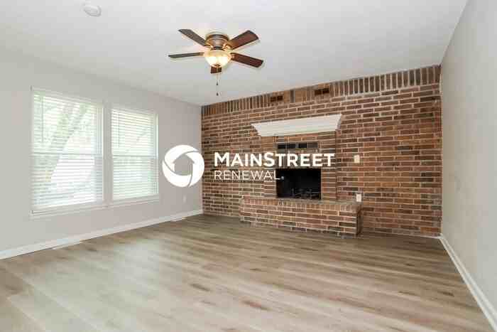 114 Nanette Street - Photo 2 of 17