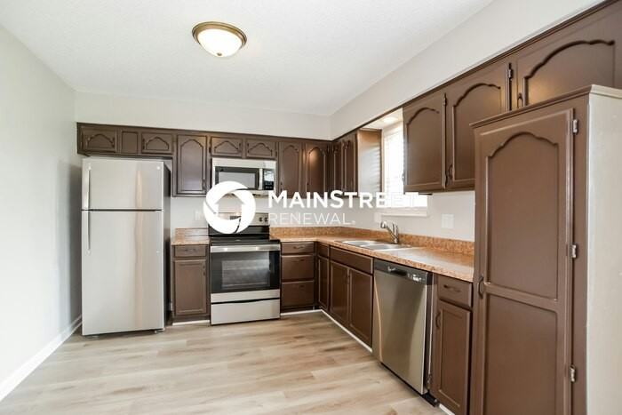 114 Nanette Street - Photo 6 of 17