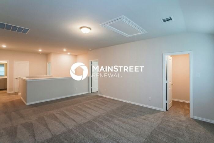 2116 Bellatrix Dr - Photo 7 of 17