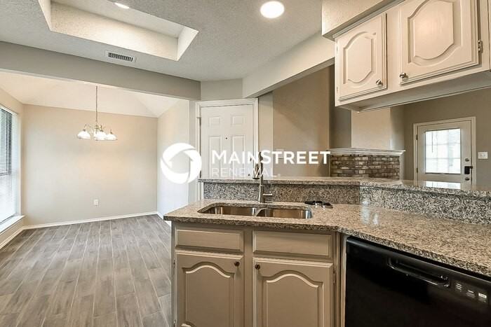 103 Meadow Dr - Photo 7 of 16