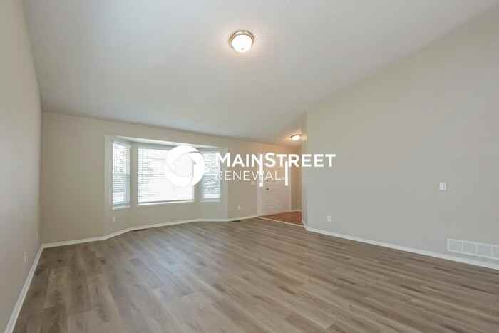 5375 Slickrock Dr - Photo 2 of 17