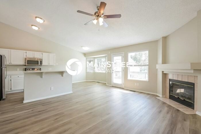 5375 Slickrock Dr - Photo 5 of 17