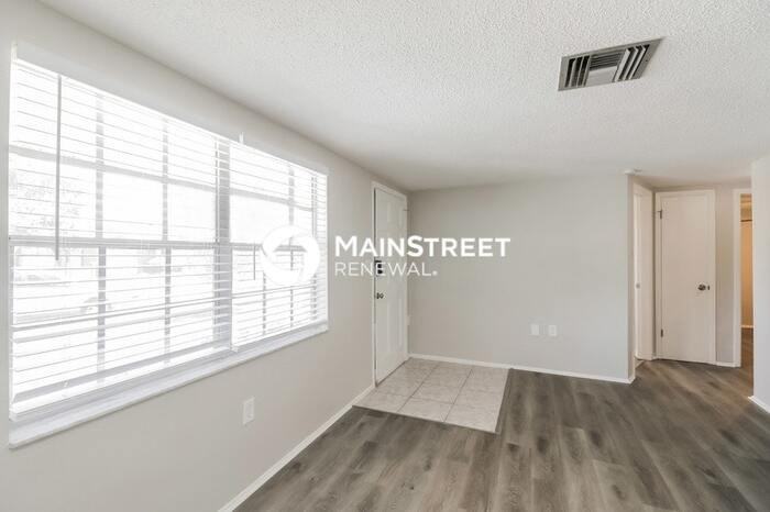 7224 Parrot Drive - Photo 7 of 16