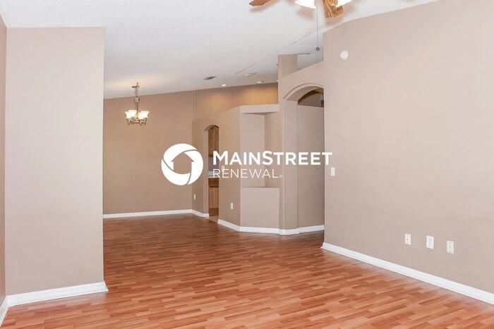 225 Gordon Road Northwest - Photo 4 of 17