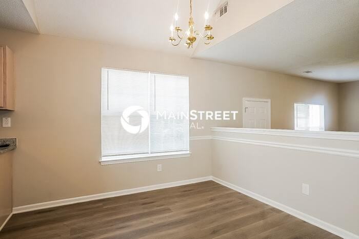 4413 Idlewood Park - Photo 6 of 18