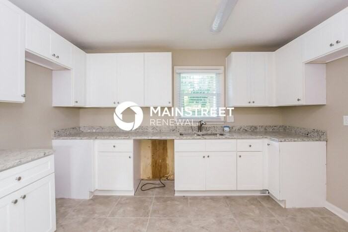 418 Smyrna Powder Springs Road Southwest - Photo 4 of 15