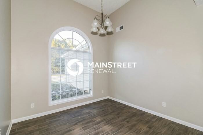 3399 Bell Drive - Photo 6 of 18