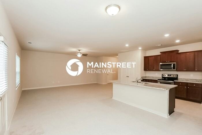 10826 Wheeler Trce - Photo 4 of 17