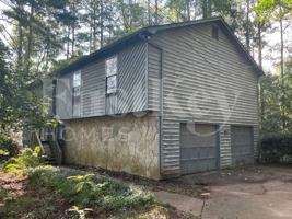 featured image of 803 Brook Hollow Circle Southeast