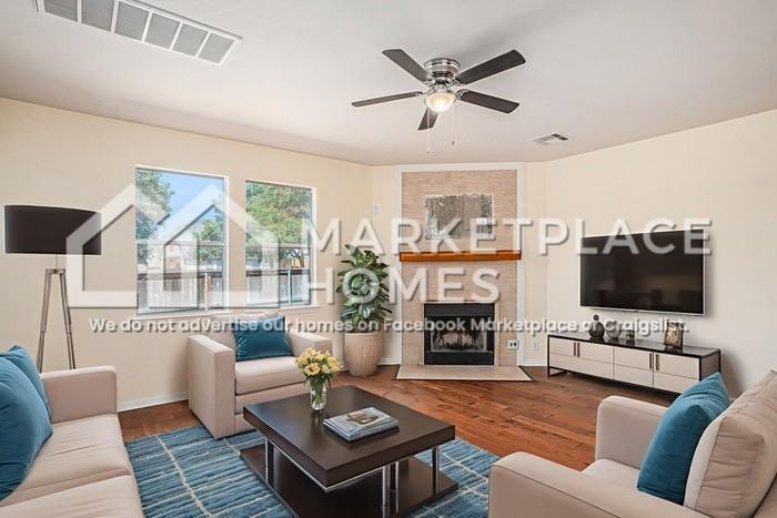 200 Frontier Cv - Photo 3 of 27