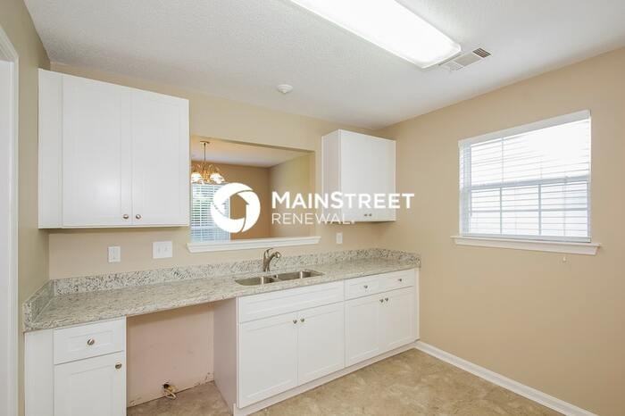 1269 Creekview Cir - Photo 6 of 15