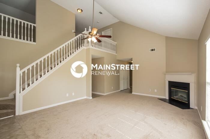 1269 Creekview Cir - Photo 7 of 15