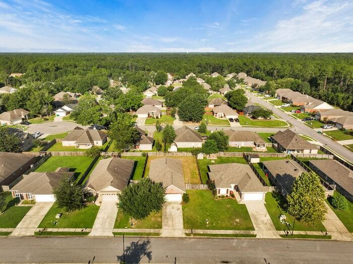 13727 Fox Hill Dr - Photo 5 of 27