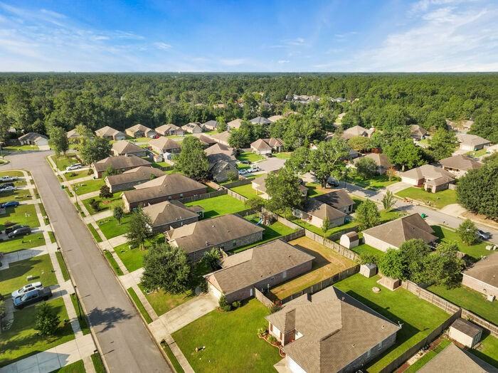 13727 Fox Hill Dr - Photo 6 of 27