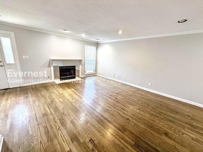 713 Carr Ave - Photo 2 of 22