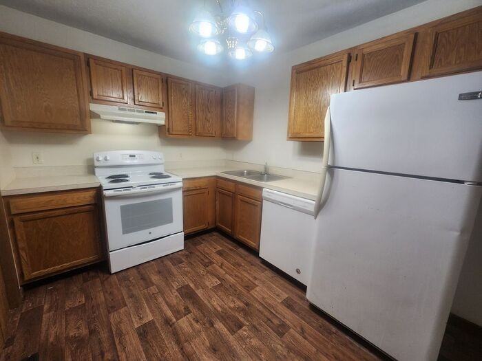 2010 N 4th St #2010 - Photo 3 of 11