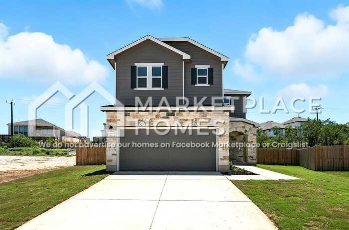 2554 Corinthus Bnd - Photo 2 of 33