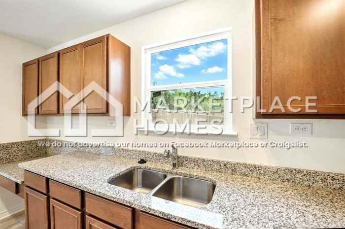 2554 Corinthus Bnd - Photo 7 of 33