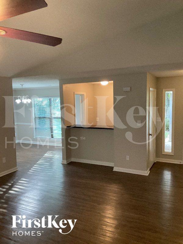 6237 Danbrooke Park Dr - Photo 2 of 11