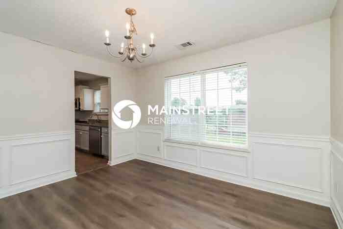 17 Freedom Court - Photo 5 of 19