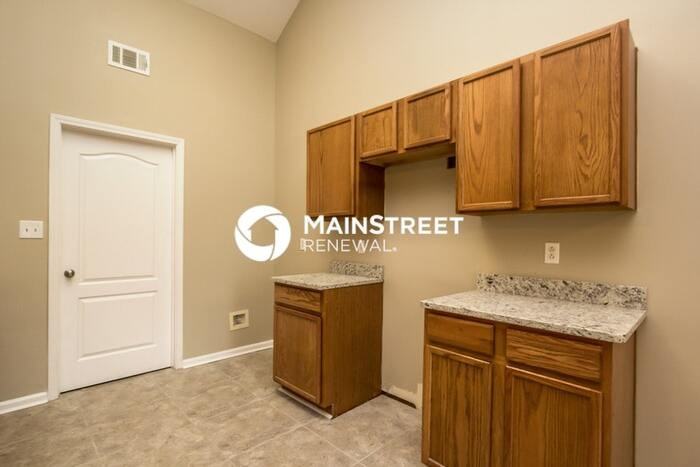 4980 Wolfcreek View - Photo 6 of 15