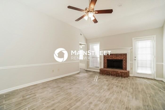 6857 Dovefield Lane - Photo 2 of 19