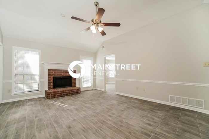 6857 Dovefield Lane - Photo 3 of 19