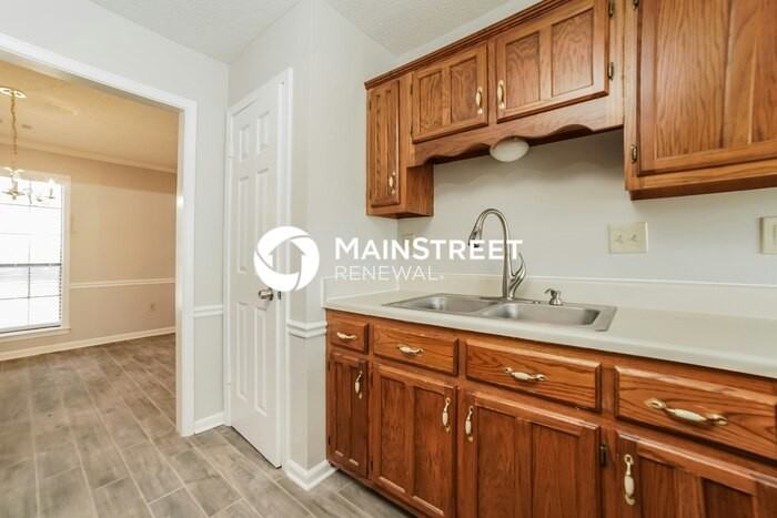 6857 Dovefield Lane - Photo 4 of 19