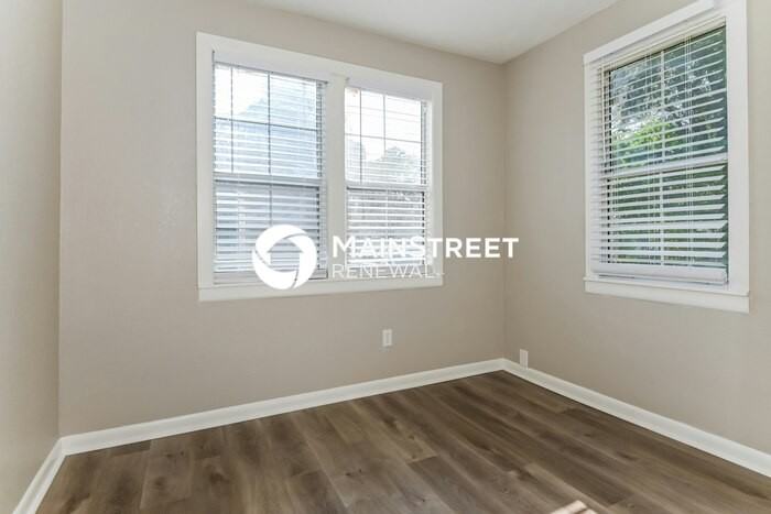 2647 Barrett Road - Photo 6 of 16