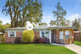 8360 Red Holly Ln - Photo 1 of 1