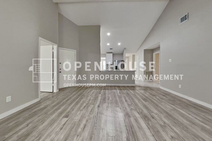 10207 Horseshoe Bend Dr - Photo 4 of 23