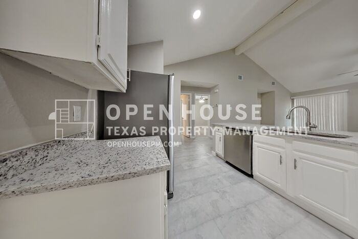 10207 Horseshoe Bend Dr - Photo 7 of 23