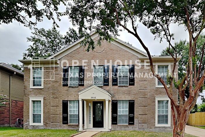 9806 Arrowgrass Dr - Photo 2 of 22