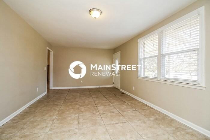 156 John D St - Photo 3 of 16