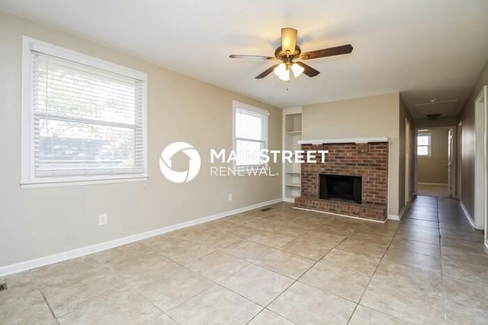 156 John D St - Photo 6 of 16