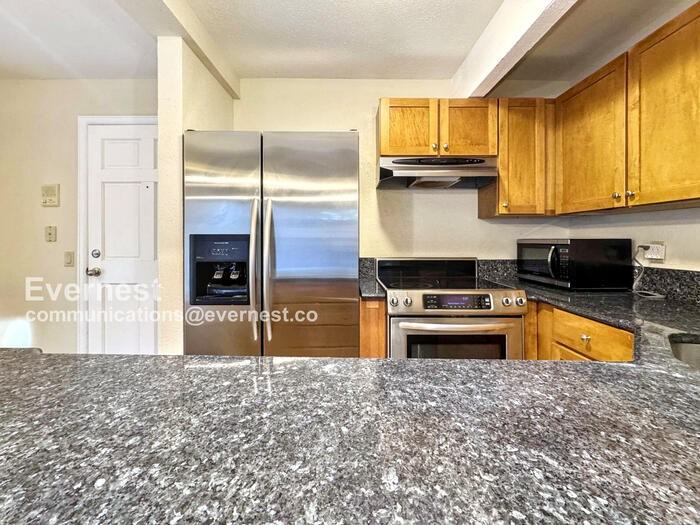 777 Poplar Ave #767 - Photo 6 of 31