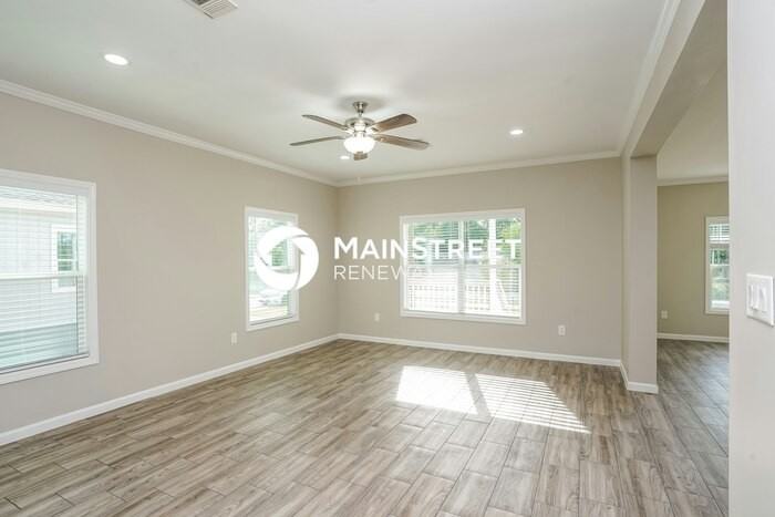 9334 Crestview Dr - Photo 5 of 17