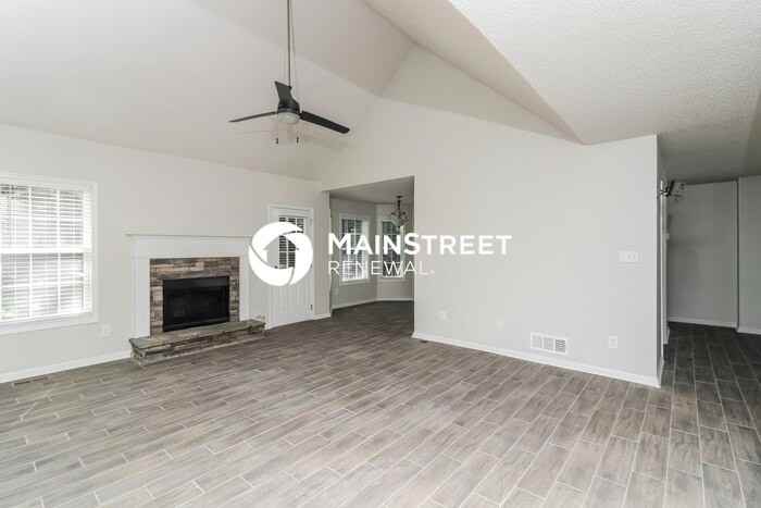 435 Amy Blvd - Photo 2 of 19