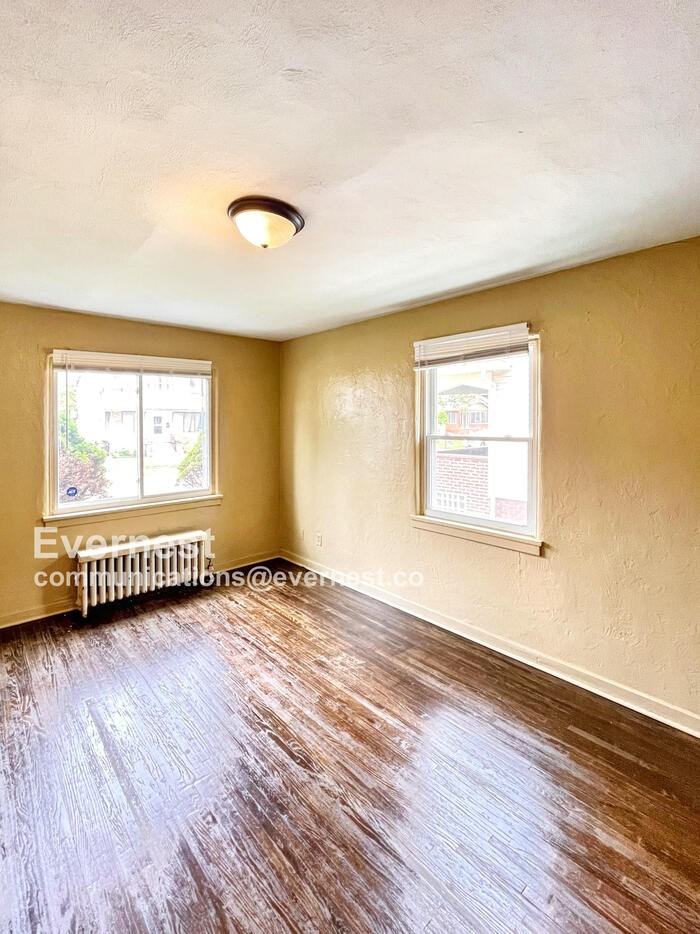 3812 Drexel Dr #1 - Photo 6 of 15