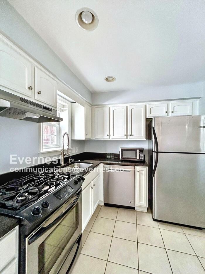 4520 Grove Avenue #U4 - Photo 2 of 16
