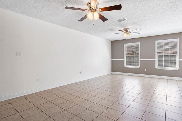 1517 Porpoise Dr - Photo 5 of 20