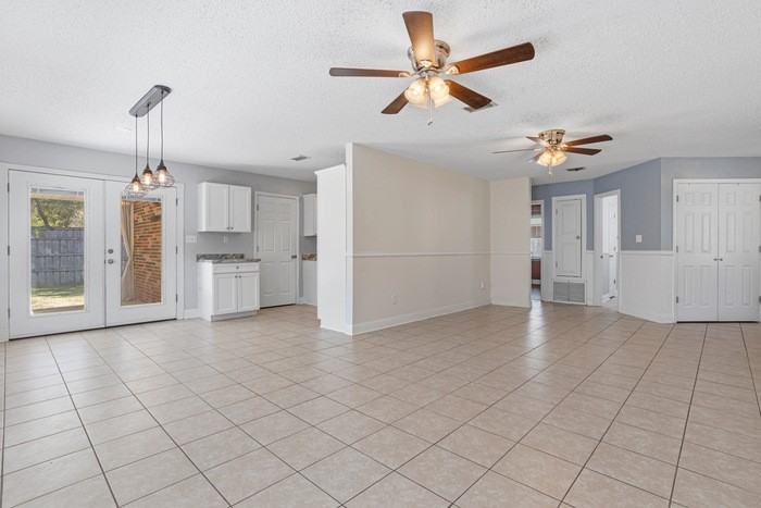 1517 Porpoise Dr - Photo 7 of 20