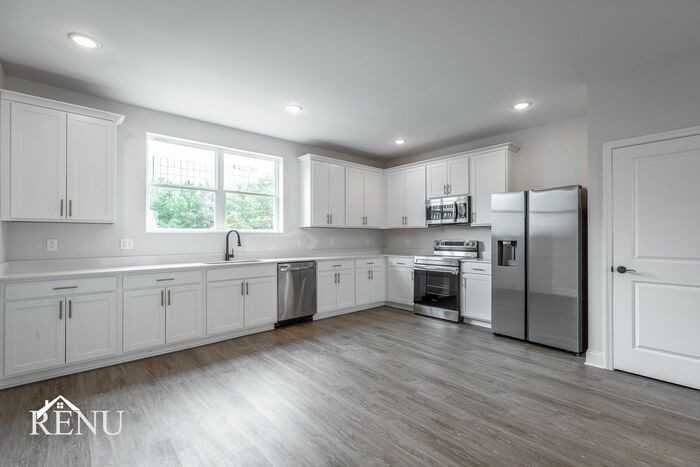 5675 Sofias Cir - Photo 2 of 21