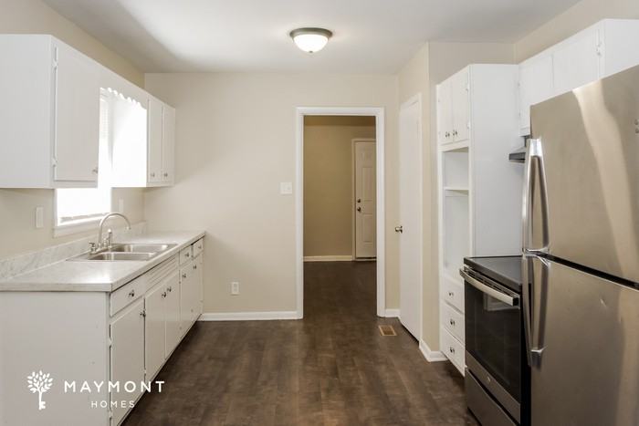 3054 Boswell Drive Northwest - Photo 5 of 12