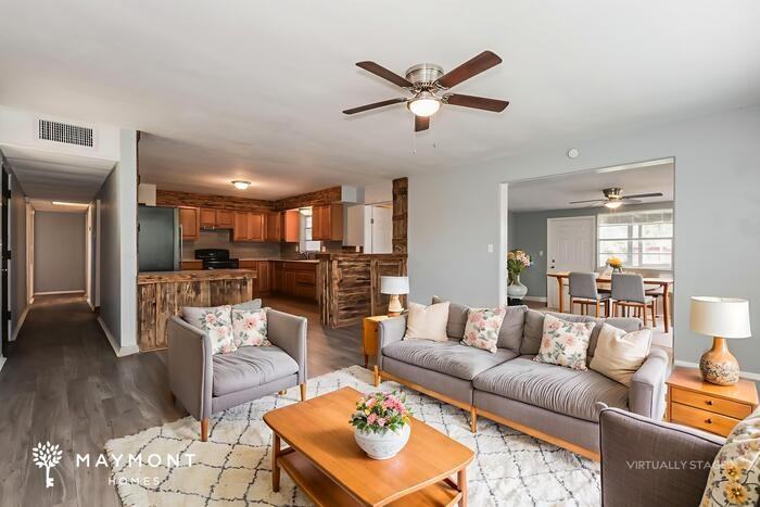 2310 Crosby St - Photo 7 of 15