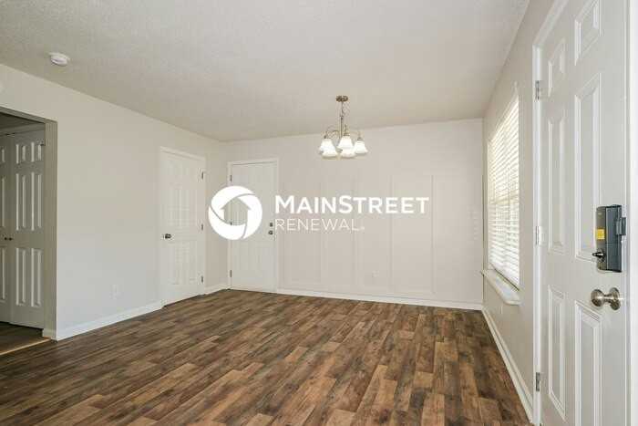 5501 White Oak Lane - Photo 5 of 20