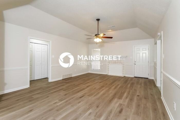 7073 Gleneagles Dr - Photo 5 of 18